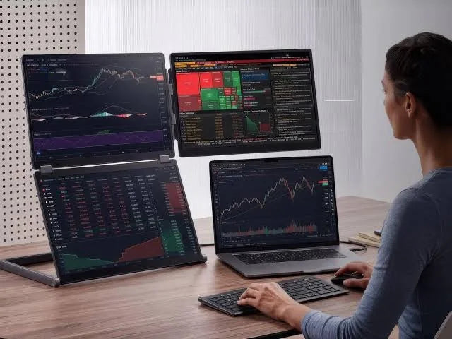 BackerOnline featured project: NexFold Fold7 triple monitor productivity scene